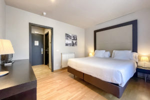 hotel-bernat-de-so-llivia-habitaciones_IMG_0577